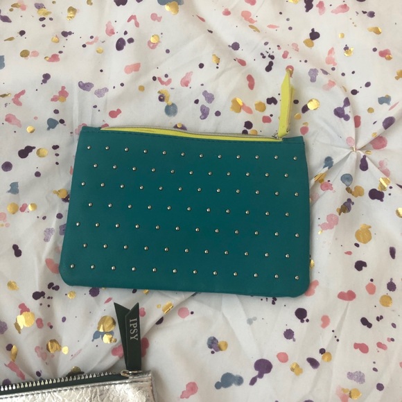 Ipsy makeup bags bundle - Picture 3 of 3